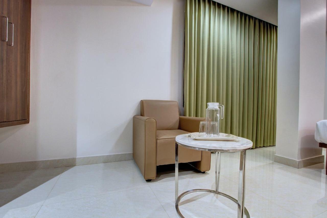 Hotel Ambika International Byndoor Bainduru Exterior foto